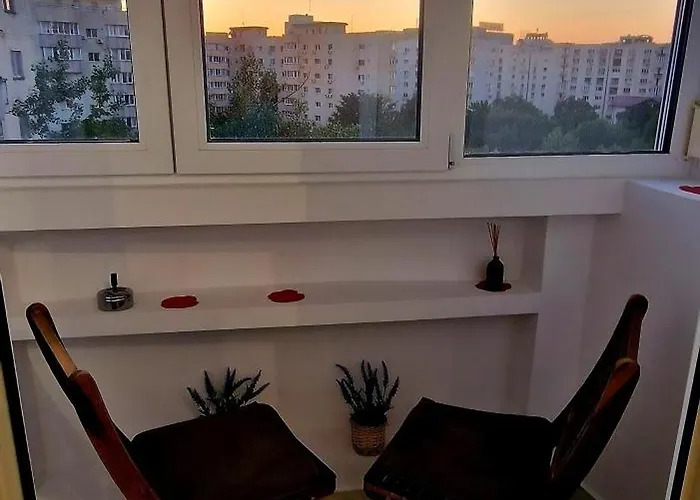 Apartment E&c Mall, Unirii Area 4*