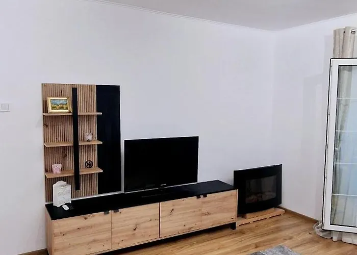 E&c Mall, Unirii Area 4*